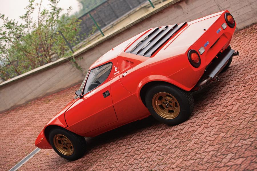  Lancia Stratos Stradale by Carrozzeria Bertone 1973 года  (фото 2 из 29)
